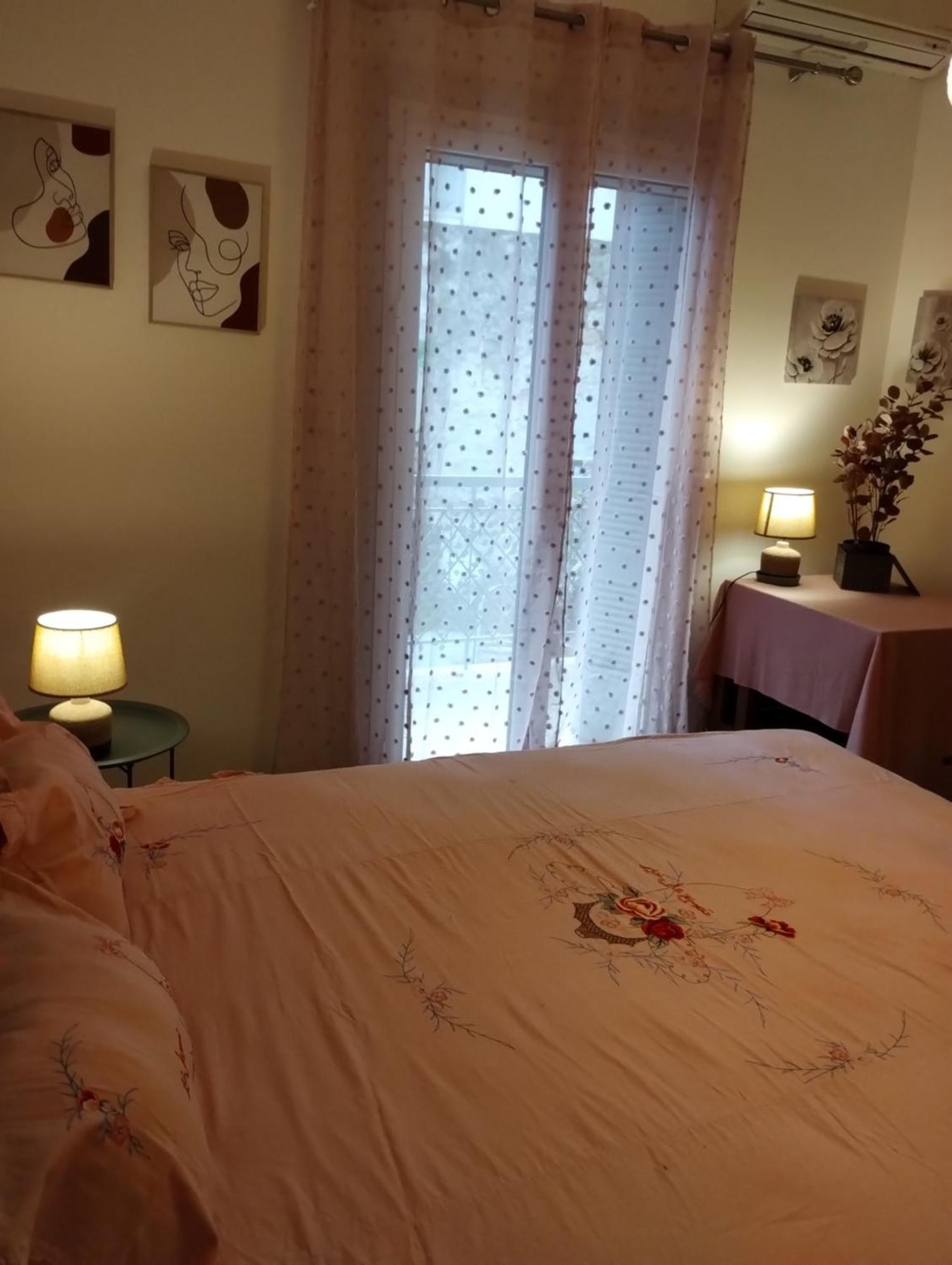 Vasia'S Cosy Apartment In Athens, "Pedion Tou Areos", Close To Center Экстерьер фото